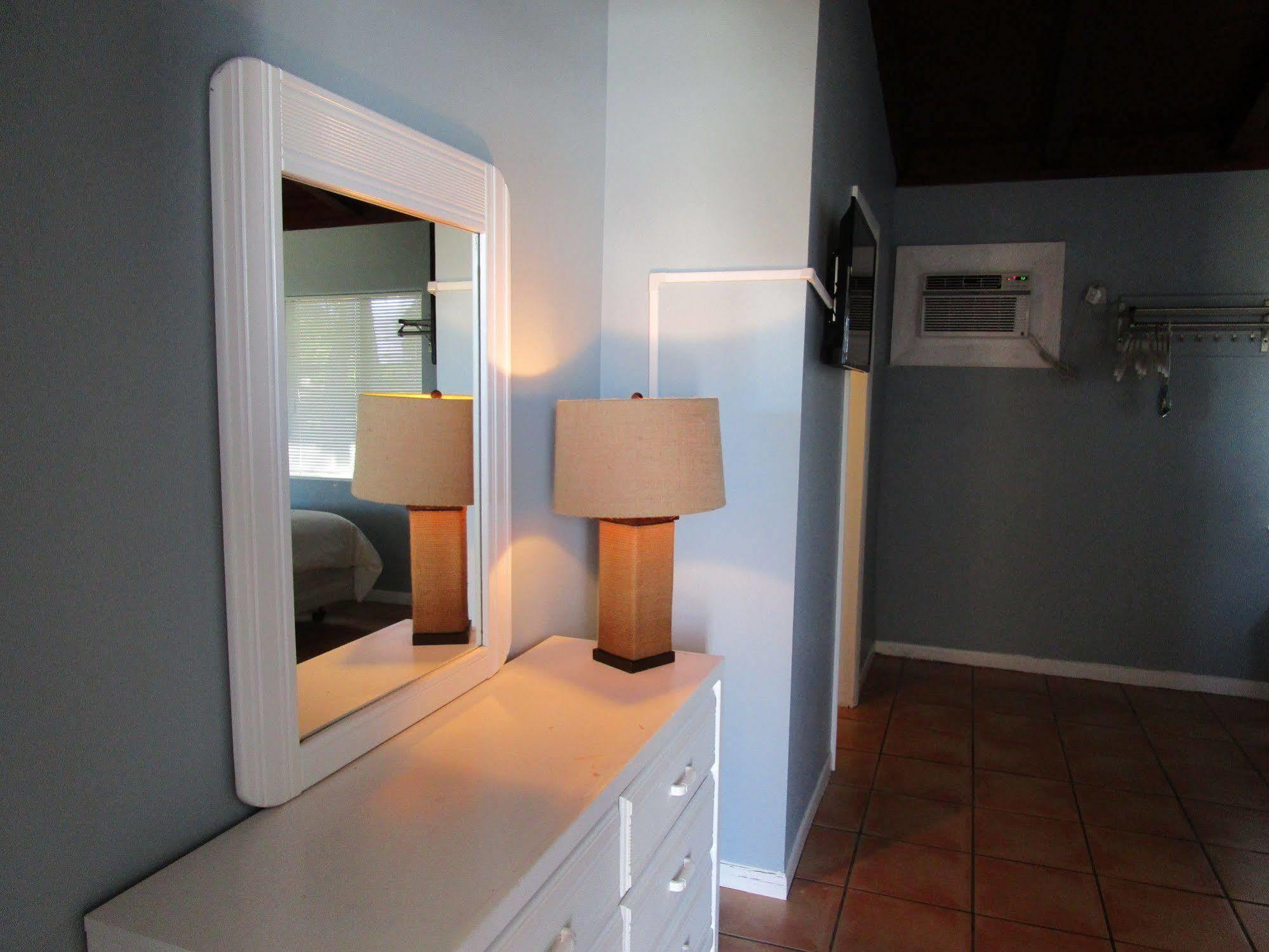 Fiesta Key Rv Resort Premium Room 1 Layton Eksteriør billede